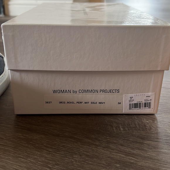 Common Projects Woman Navy Leather Perforated 38 with Box - Picture 7 of 8